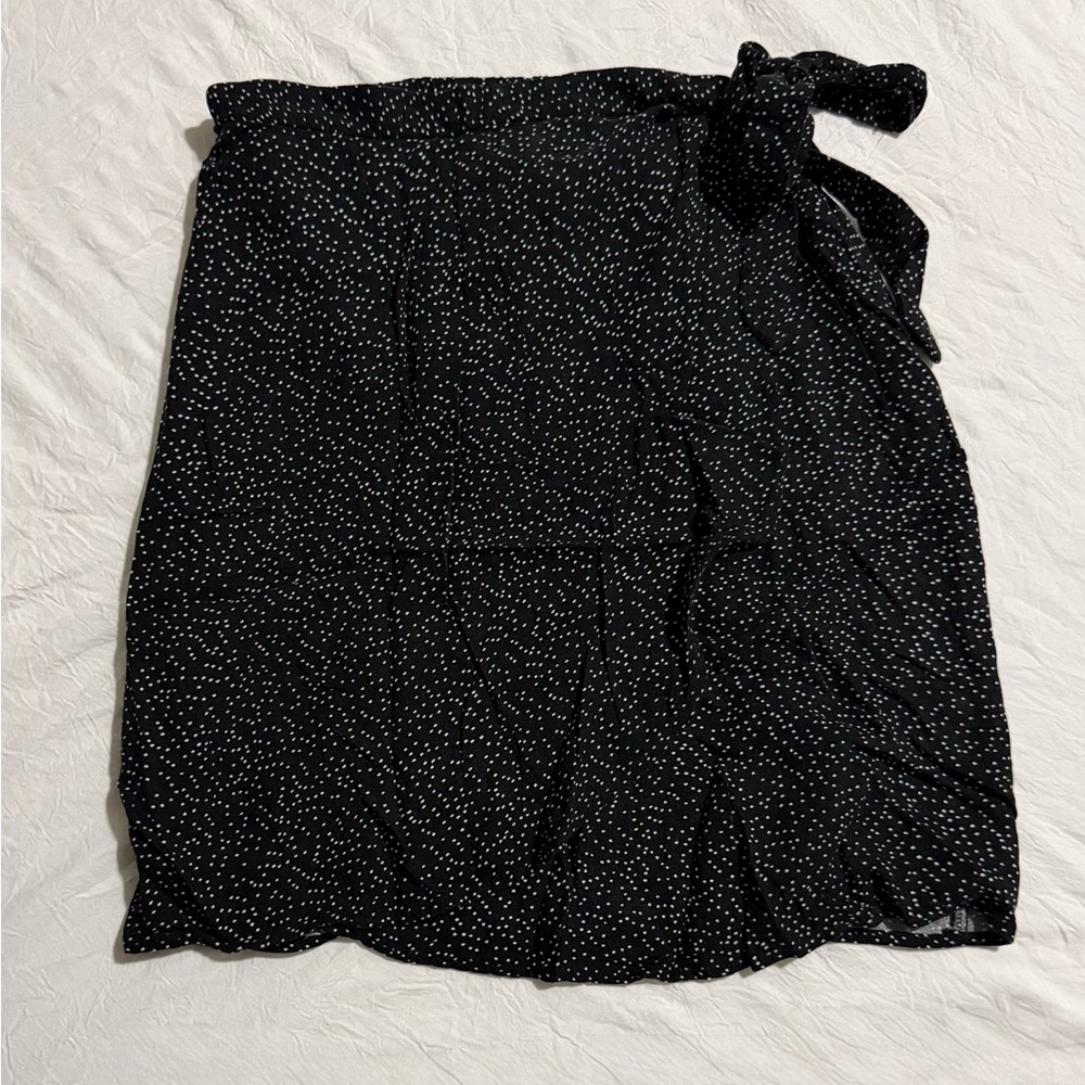 URBAN Romantics Black and White Mini Skirt